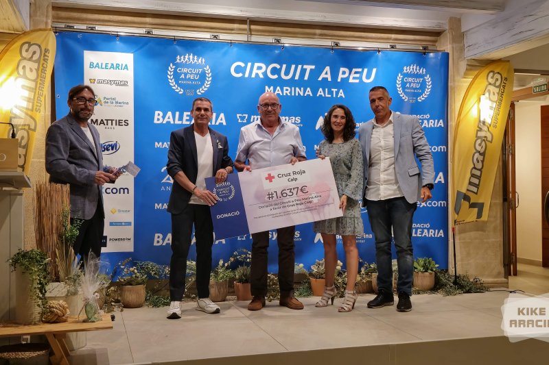 El Circuit a Peu Marina Alta tanca una nova edició amb xifra récord de més de 16.000 participants El Circuit a Peu Marina Alta tanca una nova edició amb xifra récord de més de 16.000 participants